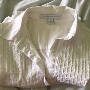 White Express dress w collar